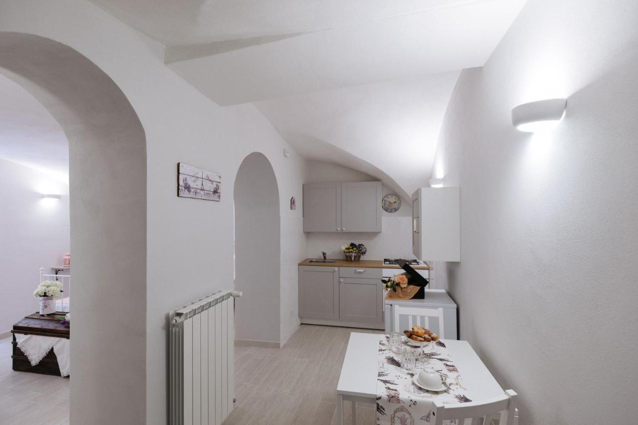 La Casa Di Aneti Dolceacqua Exterior foto